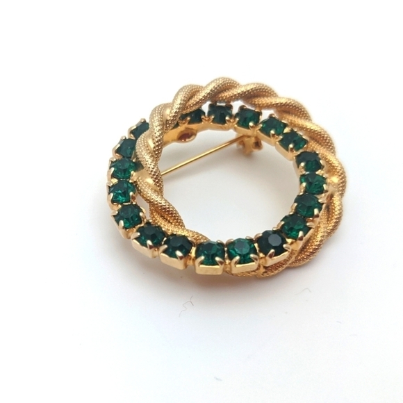 Jewelry - Vintage Emerald Rope Gold Brooch